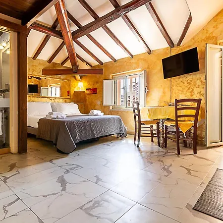 Vatican Gold Loft Rome